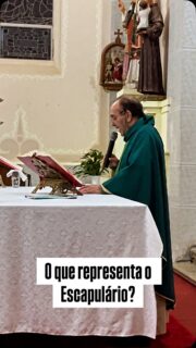 Você sabe o que é e para que serve o #escapulario? Ontem foi um dia muito especial na nossa Missa. 🙏✨
Realizamos a entrega dos escapulários para nossas crianças da #catequese, um momento cheio de fé, significado e amor.

Que este sinal sagrado acompanhe cada uma delas em sua caminhada, lembrando sempre da proteção e do compromisso com Deus. 💙

Seguimos em oração por nossas crianças e suas famílias!